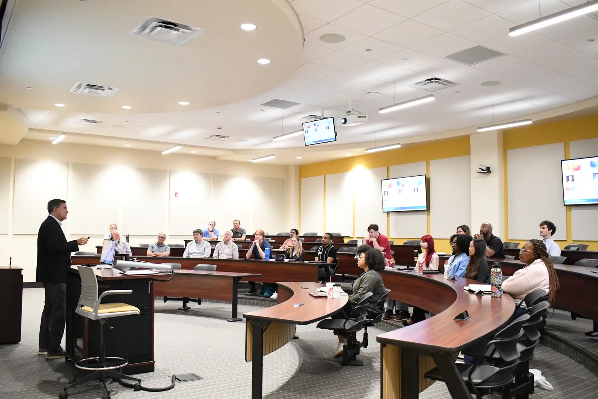 Southern Miss GTEC scholars participating in a classroom presentation